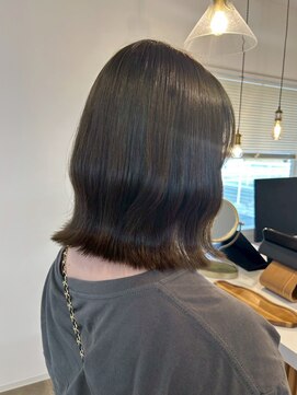 ミルヘアデザイン(mil hair design) 韓国風 前髪カット 艶髪 くびれ巻き サイドバング