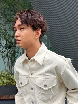 ツーダブル 大阪梅田(WW..) ツイストスパイラルパーマ波巻きスパイラル刈り上げマッシュ