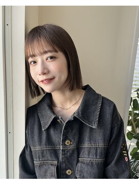 キアラ(Kchiara) ボブ×ベージュ