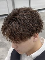 オーバル ジングウマエ(OVARL jingumae) 縦落ちツイストスパイラルセンターパート