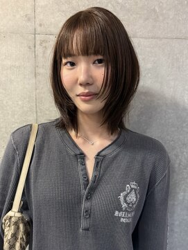 ナループロアポンテ(Nalu pu loa PONTE) ボブレイヤー/ミディアムレイヤー/オリーブブラウン