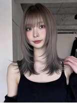 レア 新越谷(LEA) ナチュラルレイヤー × グレージュ