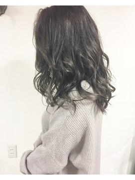 ロロネー 三国(Lolonois) 【Lolonois三国】ダークグレージュ