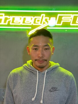 グリーディーフォックス 代々木(Greedy FOX) 韓国マッシュ/センタ-パ-ト/ツイストスパイラル/スキンフェード