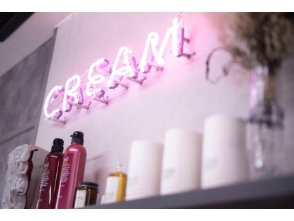 クリーム(CREAM)の写真