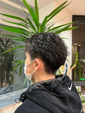 アウラ(AURA) ツイストスパイラルパーマ