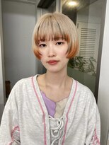 レコ 渋谷(LECO) ペールベージュとオレンジブラウンのデザインカラーボブ