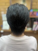 レヴィゼ&nbsp;センターパートツーブロックメンズショートスタイル