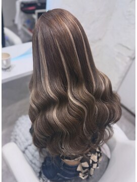 ラシック(Rachic) ブラウン＋ハイライト