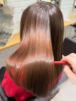 カーラ(Cara) 20代/30代/40代/50代 透明感ブラウン × 髪質改善トリートメント