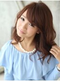 大きくうねるリッチミックスカールで華やかさを　【藤沢】