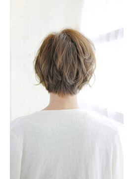 シュシュット(chouchoute) 小顔グラデーションカラーバターブランジュ美髪ダブルバング/088