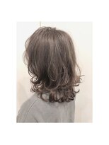 ビーダッシュアヴェダ(B dash AVEDA) グレージュミディアム