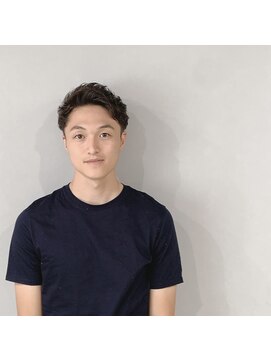 ハク(haku.) アップバングパーマ