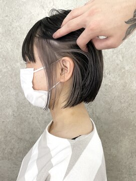 サンク 原宿 表参道(cinq) ダブルカラーケアブリーチインナーカラーイルミナカラーミニボブ