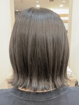 アルターリール(aL ter Rire)&nbsp;切りっぱなしボブ/外ハネ/福原遼華