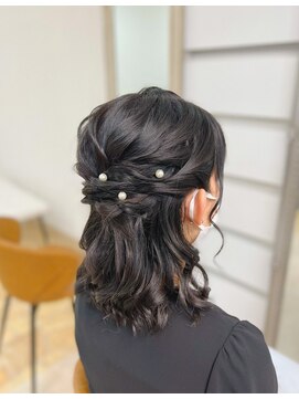 ウッドベル 東京駅前店(W’d BELL) ハーフアップ