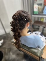リエラ 新宿(RIERA)&nbsp;編みおろしポニー