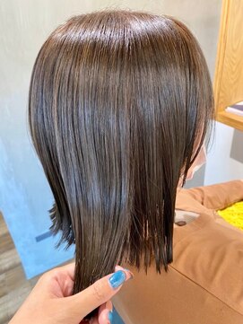 ハロー(Hollow) 【40代から始める白髪ぼかし/脱白髪染め】石橋/池田/箕面