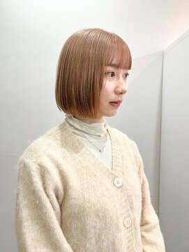 サクラ 岐阜(SAKURA) 首が綺麗に見えるボブ　ダブルカラー　ベージュ　岐阜