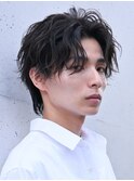 心斎橋フェザーパーマフェザーショートセンターパート20代緩め 
