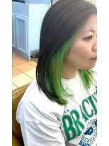 シャルティア(SHALLTIA) デザインカラー/インナーカラー/ライトグリーン/カジュアルヘア