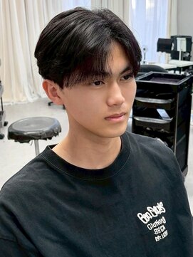 ジィルム(XELM) 韓国レイヤーカット/ブリーチ/レイヤーカット/ハッシュカット