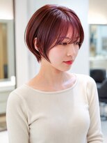 ルービック 高槻(Rubik's) 丸みショート×ピンクレッドカラーで大人可愛い