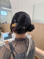 リル(re'll)&nbsp;《花屋併設》ネジネジツイン