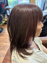 ティーダ(TEADA) 大人ミディアムレイヤースタイル