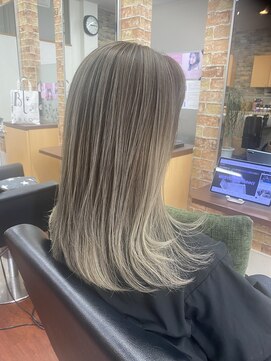 ルッカヘアガーデン 鶴ヶ島店 ロングボブ