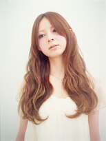 フローレント(florent)&nbsp;芯のある女性らしさとはかなさを兼ね備えたロングヘアの女性像