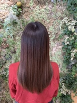 ヘアメイク アンティ シャンドラ縮毛矯正＋HUEグロス♪