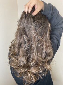 アヴァンス 深井店(AVANCE.) ホワイトベージュ×グラデーション×ハイライト