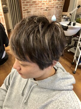 ラウンジ ヘアアンドグルーミング(Lounge HAIR&GROOMING) 割とオシャレなメンズのメッシュスタイル