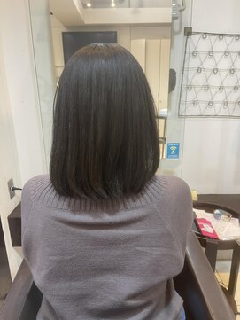 スティラ スムース 高田馬場(Stilla smooth) 美髪イルミナカラー　アッシュグレー