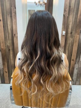 エデン ミュージアム(EDeN MUSEUM) #グラデーション#アッシュグレー#グレージュ