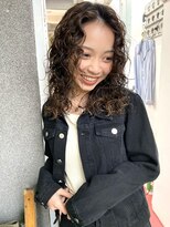 フィン(fin,)&nbsp;Ayato/美髪/ホワイトグレージュ/ネビージュ/こなれミディ/パーマ