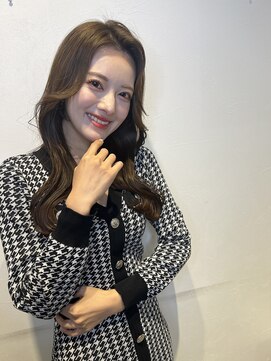 ロンド ストラーダ 心斎橋(Lond strada) 韓国前髪顔周りロング×デザインカラー[心斎橋/髪質改善]