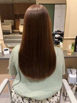 アパートメント オブ ソロン 市川(The Apartment of Solon) 髪質改善ストレート＋カット＋カラー