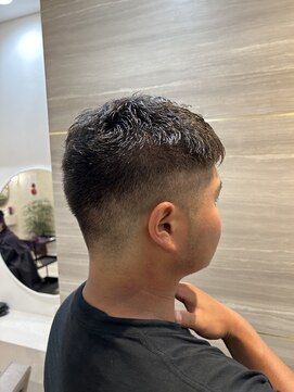 ラビス クローバー(Lovis clover) スキンフェード メンズカット♪あゆむ【熊谷】