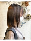 切りっぱなし×ストレートヘア