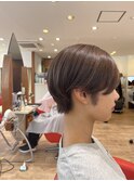 プラチナベージュハンサムショート