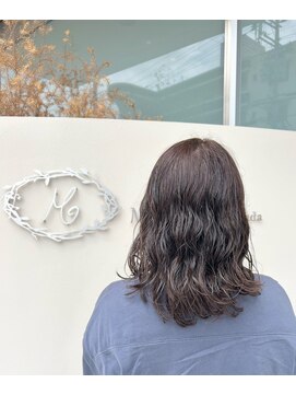 マロウ ヘア(Mallow hair) 華やかなパーマスタイル