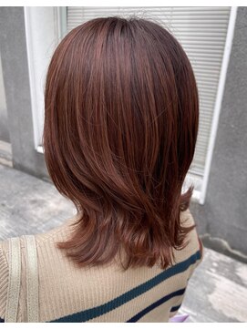 マノハル(MANOHARU) 伸ばしかけミディアム　くびれピンクオレンジ