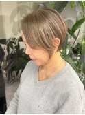 白髪染め卒業したい方へ大人ショートスタイル