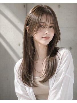 ブリス(VLISS) ロング レイヤーカット 顔周りレイヤー 透明感 20代30代40代