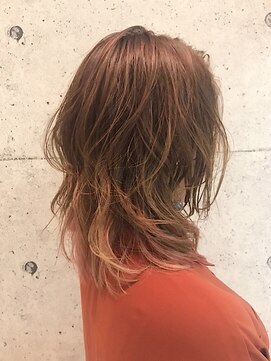 ティーズヘアー(T's HAIR) ミディアムウルフ×インナーカラー