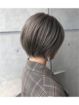 シェノン(hair make CHAINON) 透明感まろみグレージュ すっきりショートボブ