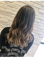 ソーエン バイ ヘッドライト 函館店(soen by HEADLIGHT)&nbsp;＃バレイヤージュハイライト＃小南イメチェン美髪くすみベージュ